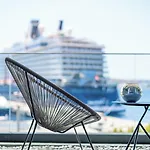 Ξενοδοχείο με διαμερίσματα Akana Loft 4*