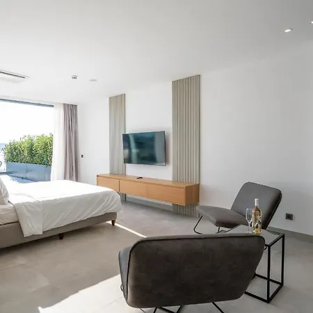 Aparthotel Akana Loft 4*