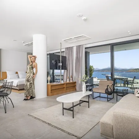 Akana Loft *